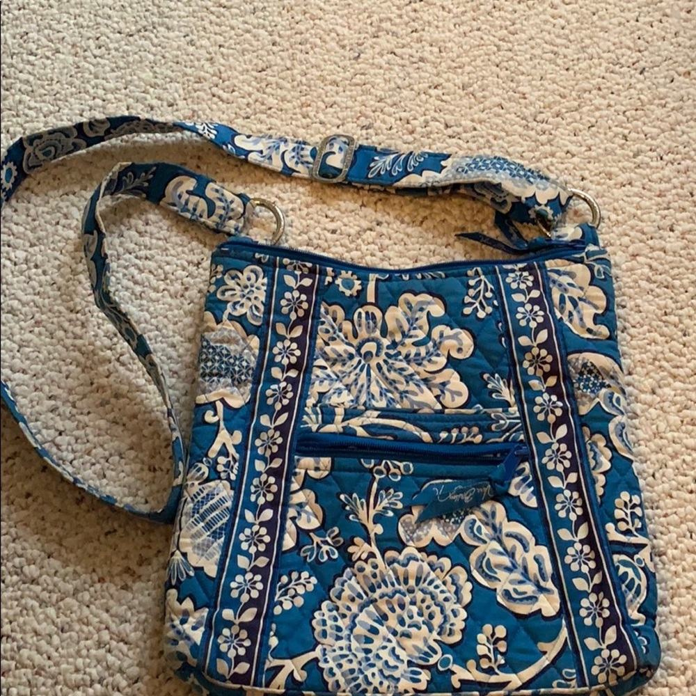 vera bradley floral crossbody bag